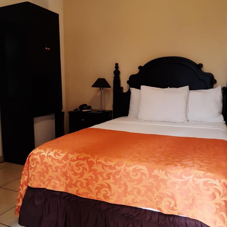 Hotel Villa Florencia Zona Rosa San Salvador Eksteriør bilde